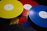 Dugdale puts the colour back into Vinyl sounds